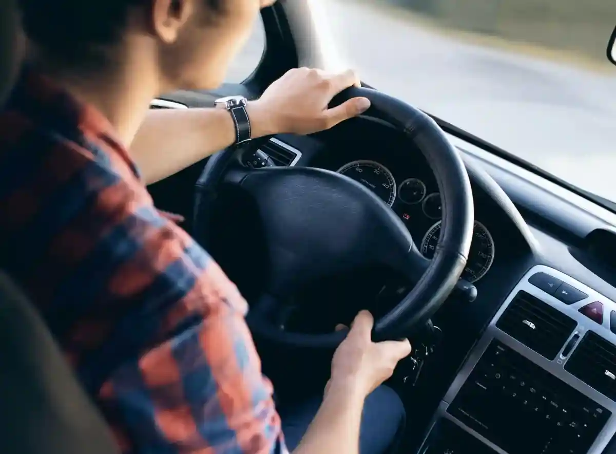 Hire Verified Acting Drivers & Chauffeurs for Personal Cars in Chennai - Kalidass Travels